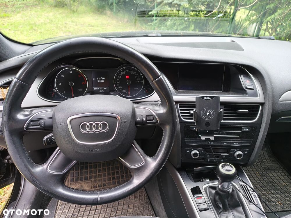 Audi A4 Avant 2.0 TDI DPF S line Sportpaket - 6