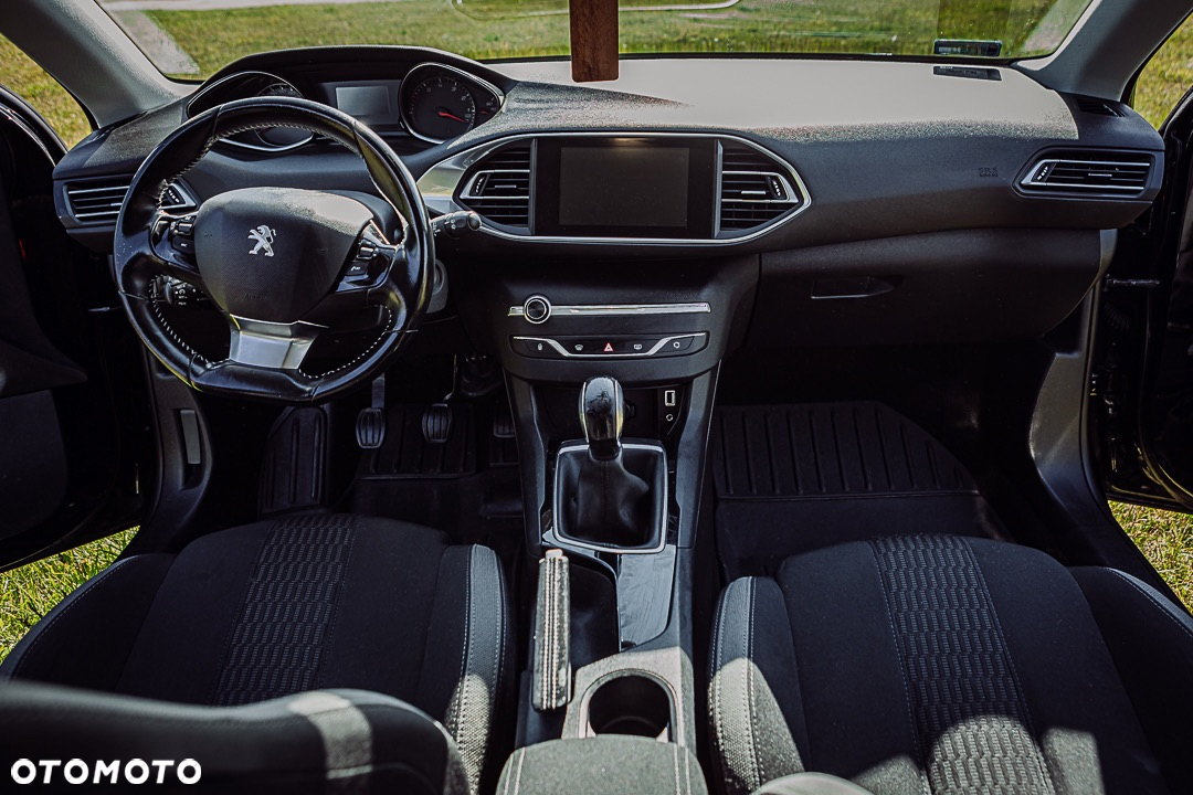 Peugeot 308 1.2 PureTech Active S&S - 6