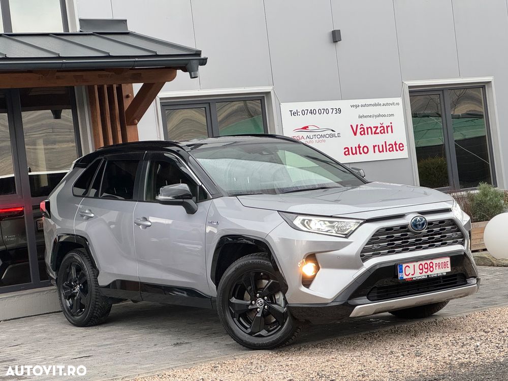 Toyota RAV4 2.5 4x4 Hybrid Team Deutschland - 2