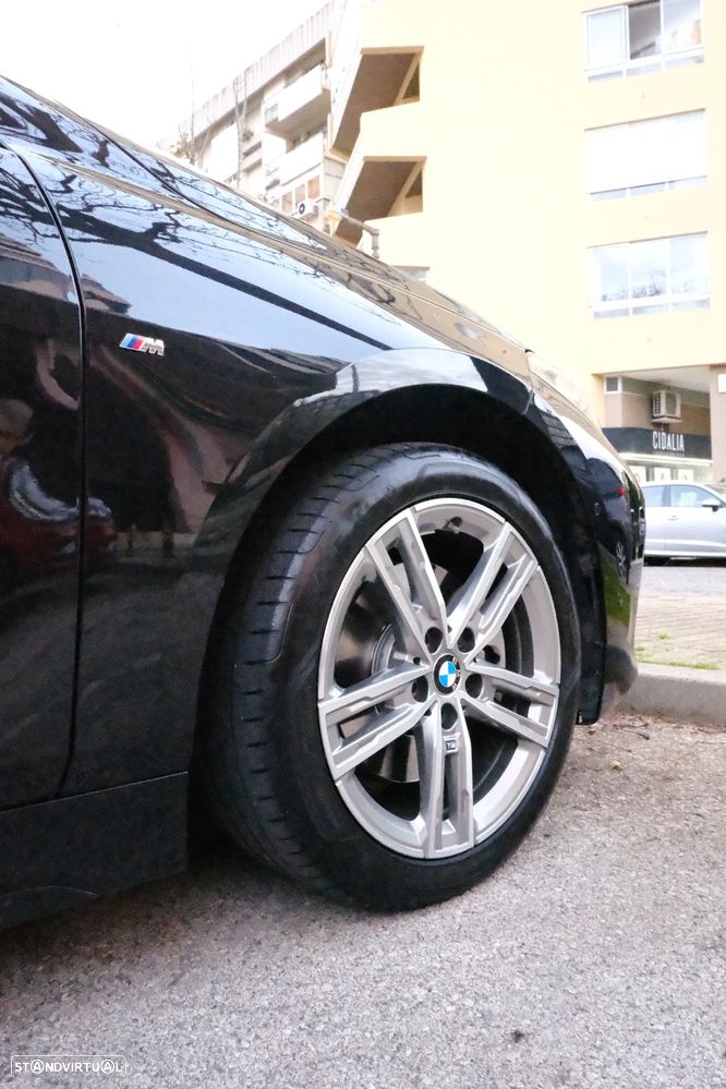BMW 116 d Pack Desportivo M Auto - 13
