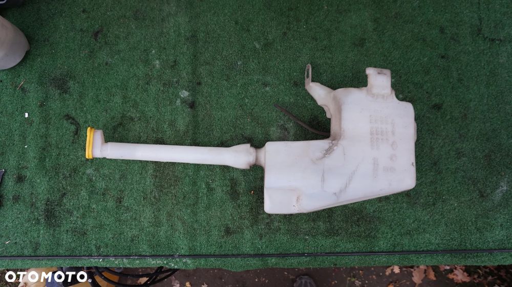 Renault Trafic Opel Vivaro Nissan Primastar 1.9 2.0 DCI Zbiorniczek spryskiwaczy kompletny