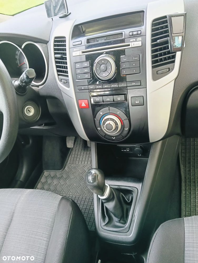 Kia Venga 1.4 M - 11