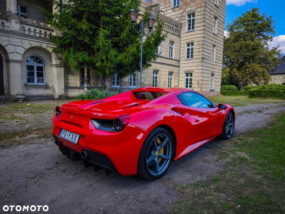 Ferrari 488 - 20