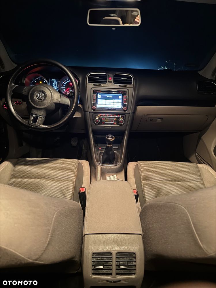 Volkswagen Golf 2.0 TDI Comfortline - 6