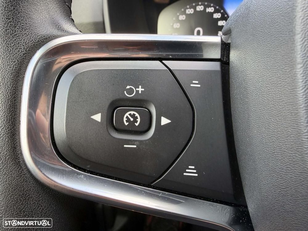 Volvo XC 40 1.5 T5 PHEV Inscription - 40