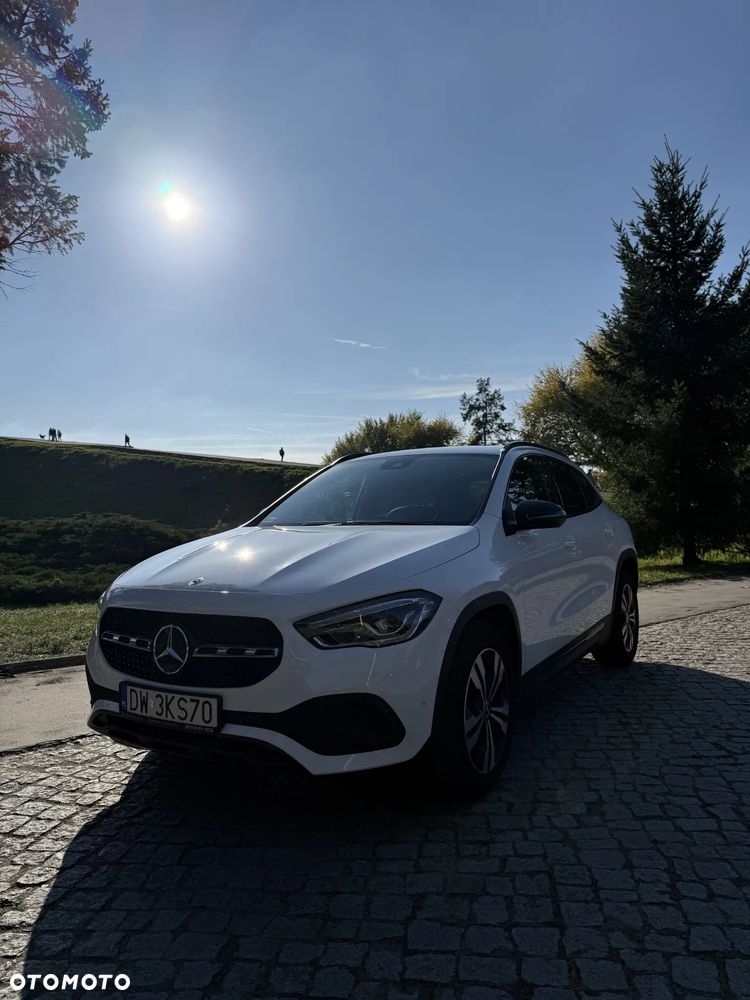 Mercedes-Benz GLA 200 - 5