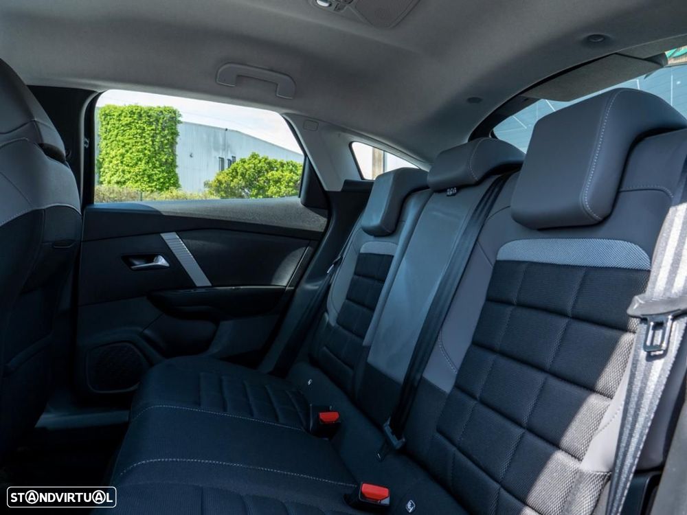 Citroën e-C4 156 MAX - 23