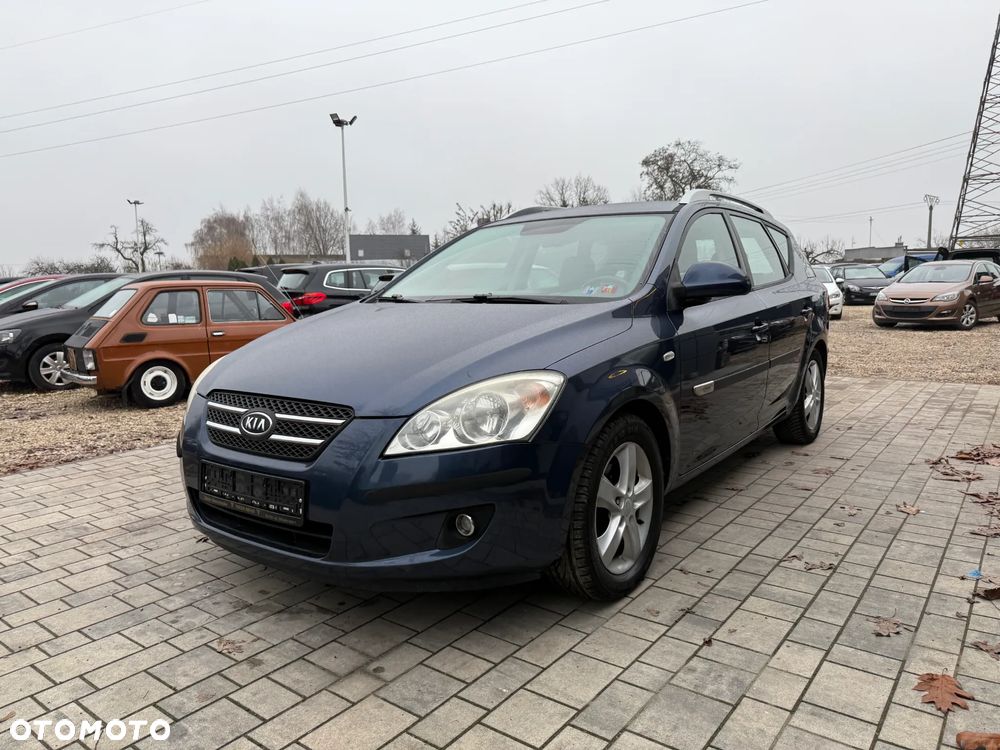 Kia Ceed 2.0 CVVT Spirit - 11