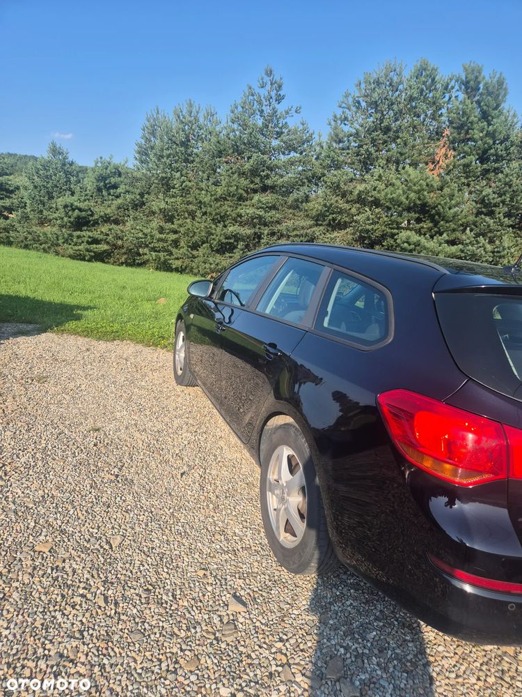 Opel Astra 1.7 CDTI - 8