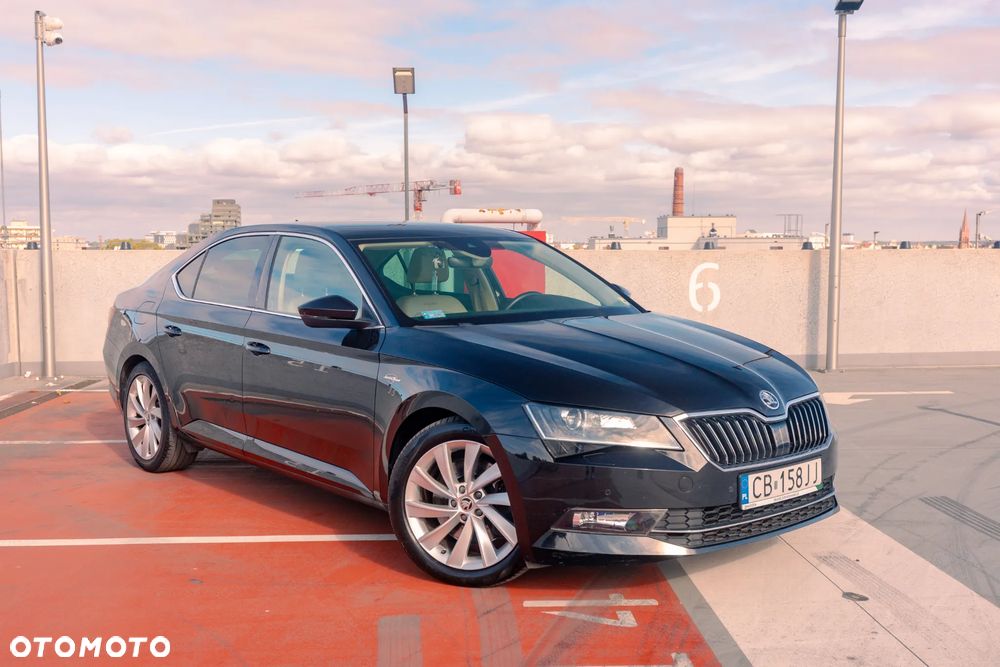 Skoda Superb 2018 photo 5