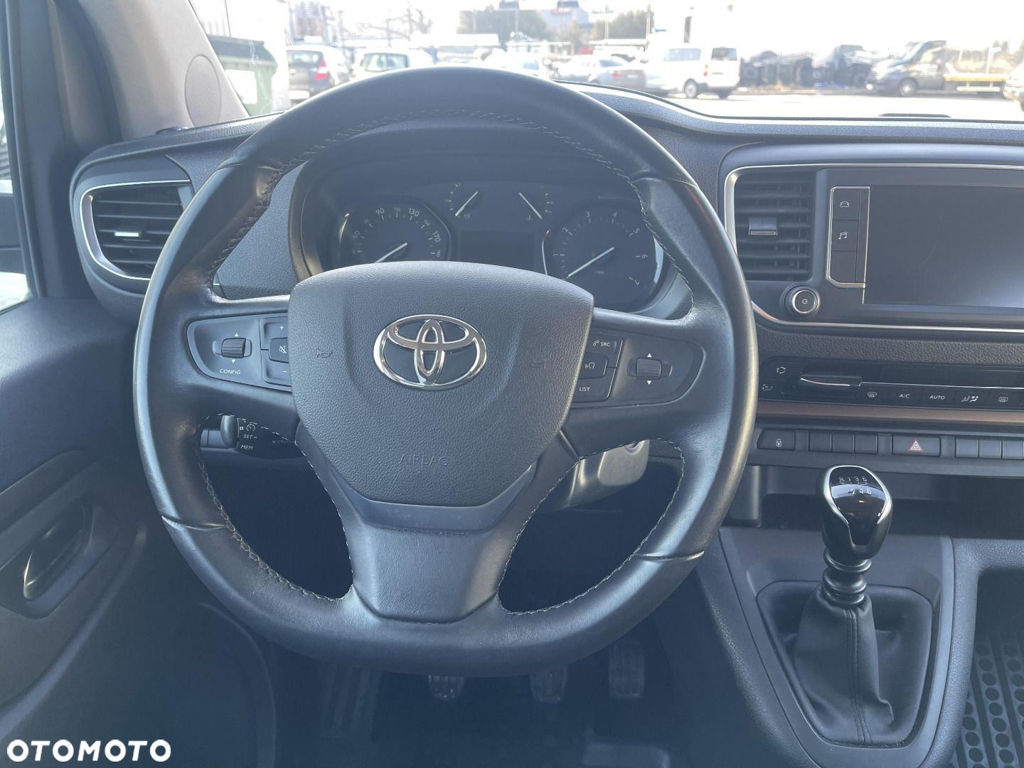 Toyota Proace Verso - 11