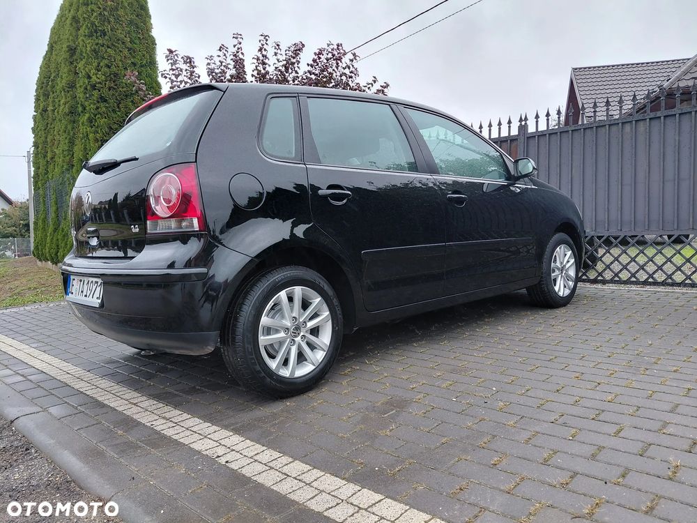 Volkswagen Polo 1.4 Comfortline - 17
