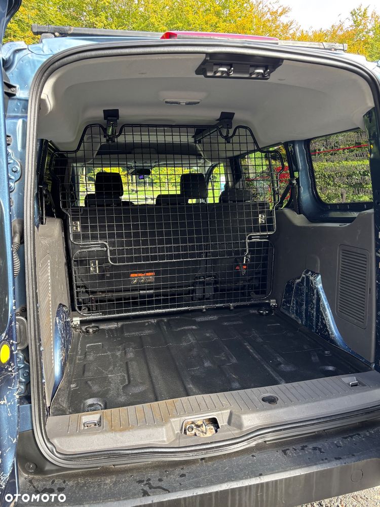 Ford Transit Connect - 11