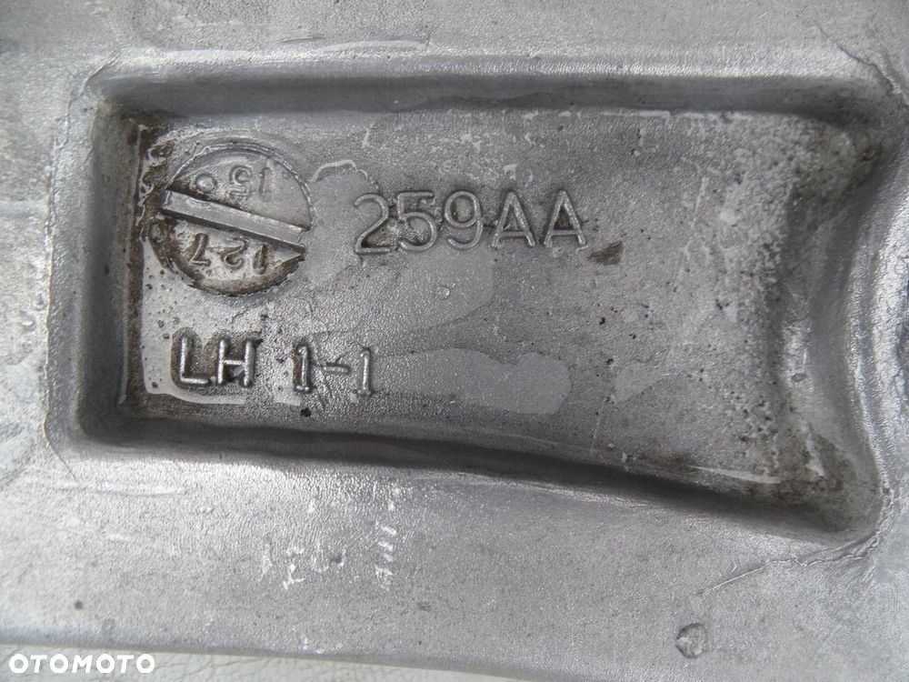 WAHACZ LEWY PRZÓD JEEP CHEROKEE KL - 2