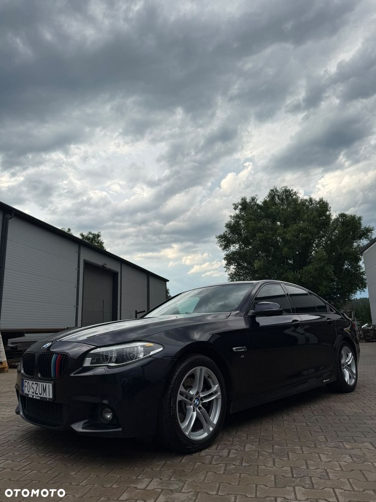 BMW Seria 5 520d xDrive Luxury Line - 1