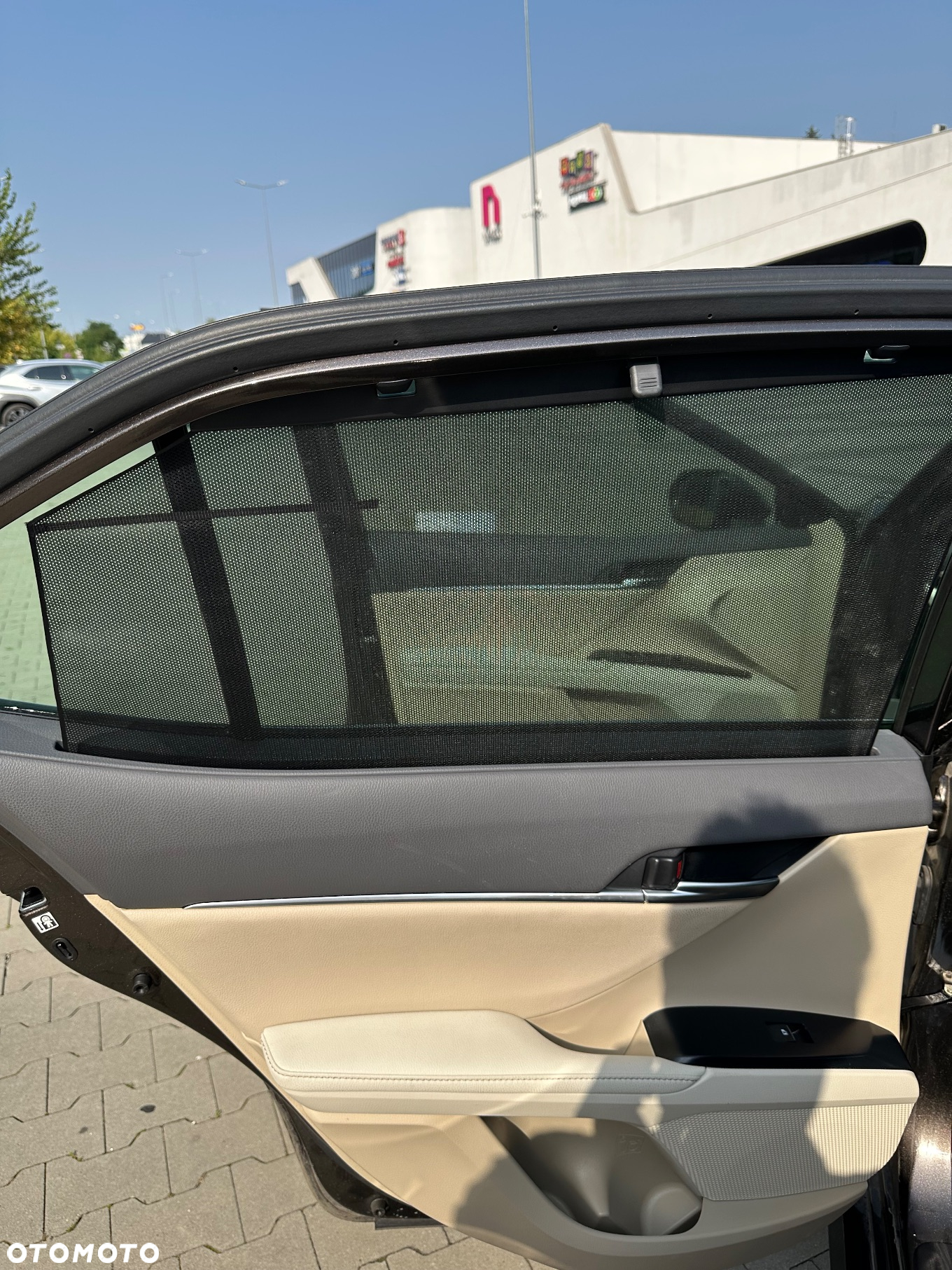 Toyota Camry 2.5 Hybrid Executive CVT - 13