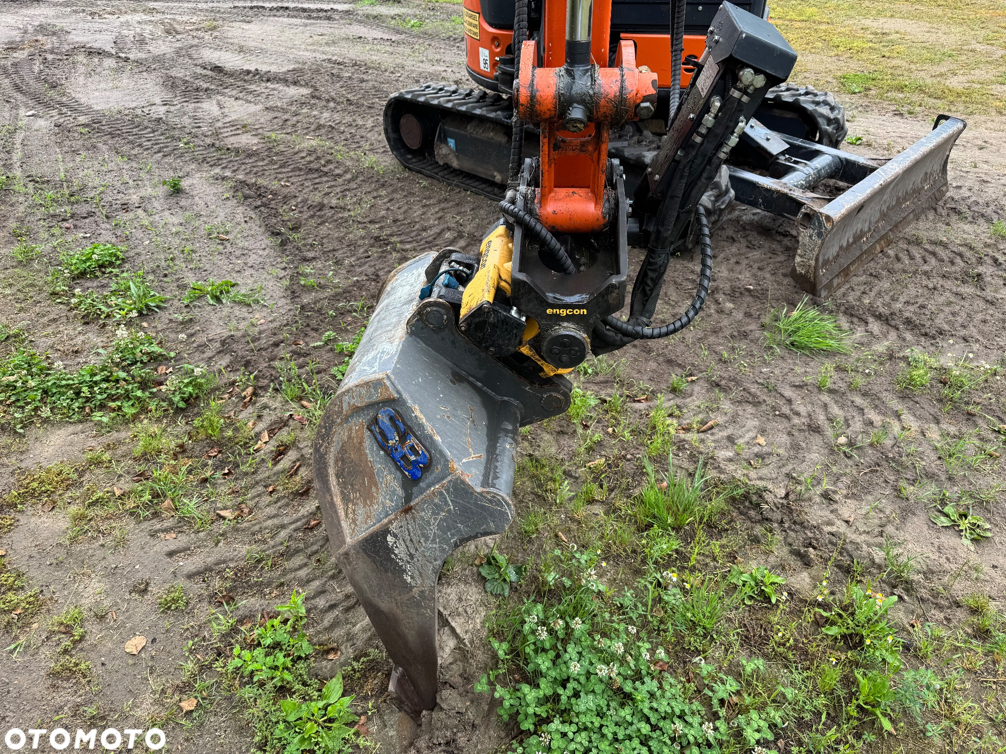 Hitachi ZX33U-5A - 9