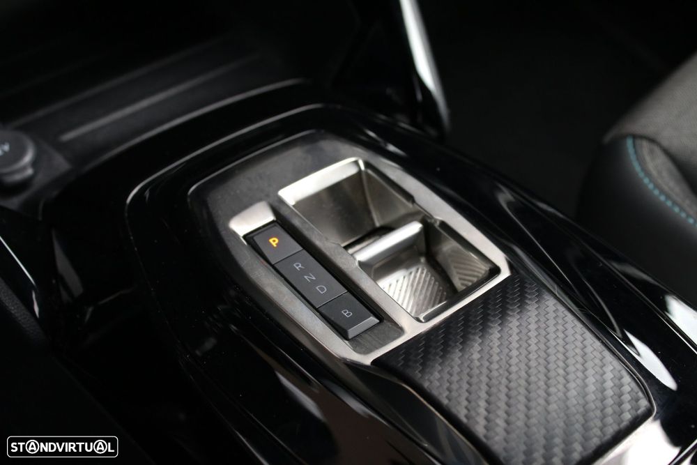 Peugeot e-2008 50 kWh Allure - 21