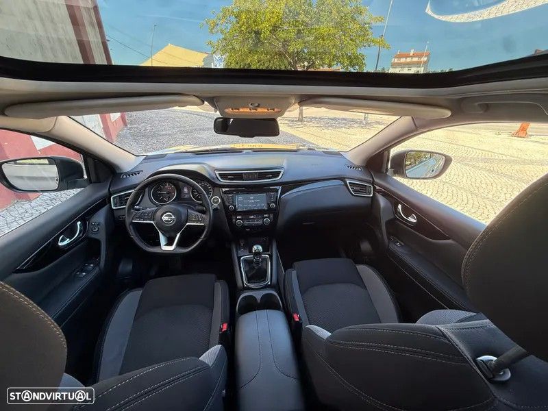 Nissan Qashqai 1.5 dCi N-Connecta J18+Led - 17