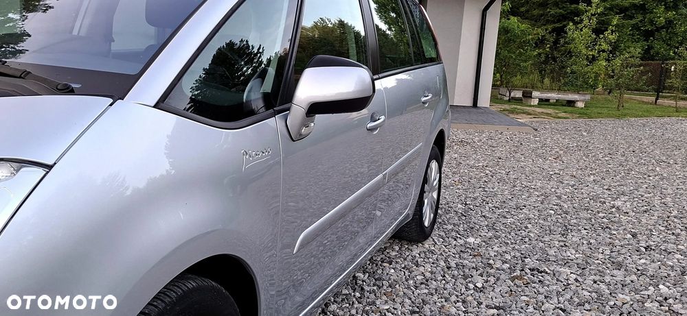 Citroen C4 Picasso 2011 photo 4
