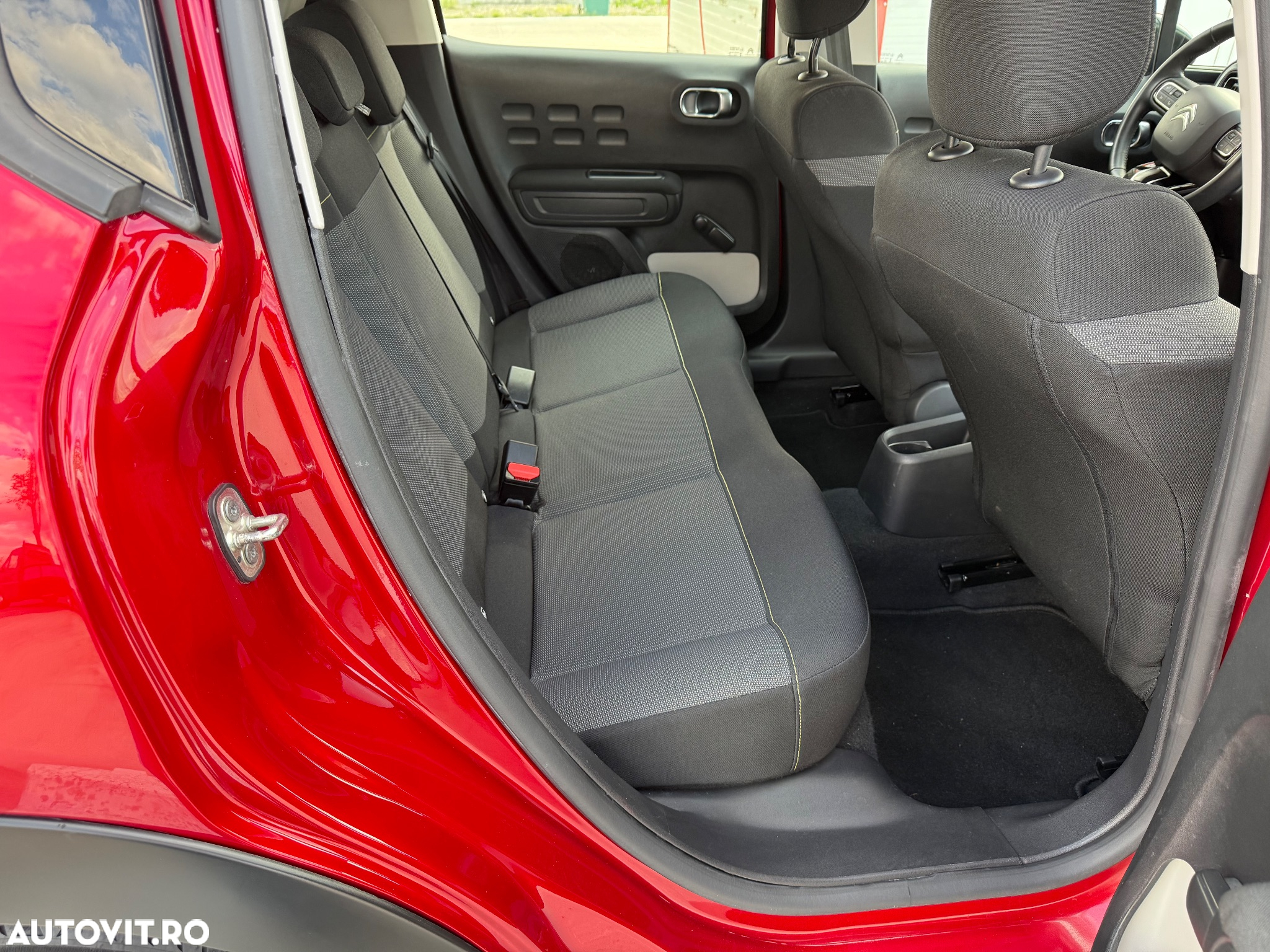 Citroën C3 Pure Tech 110 S&S EAT6 ORIGINS - 8