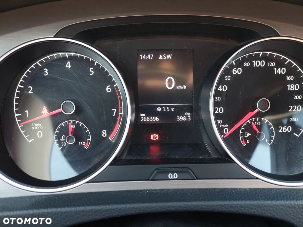 Volkswagen Golf 1.4 TSI BMT Comfortline - 10