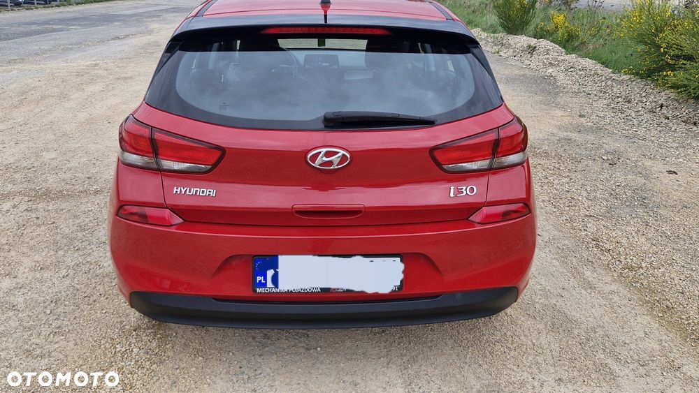 Hyundai i30 1.4 Classic + - 19