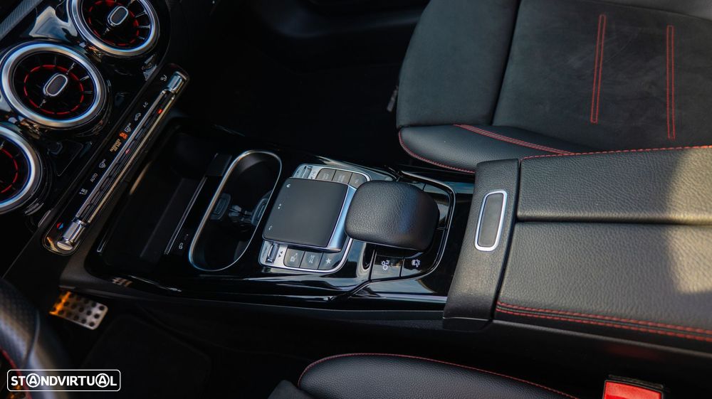 Mercedes-Benz A 35 AMG 4Matic Speedshift DCT 7G - 23