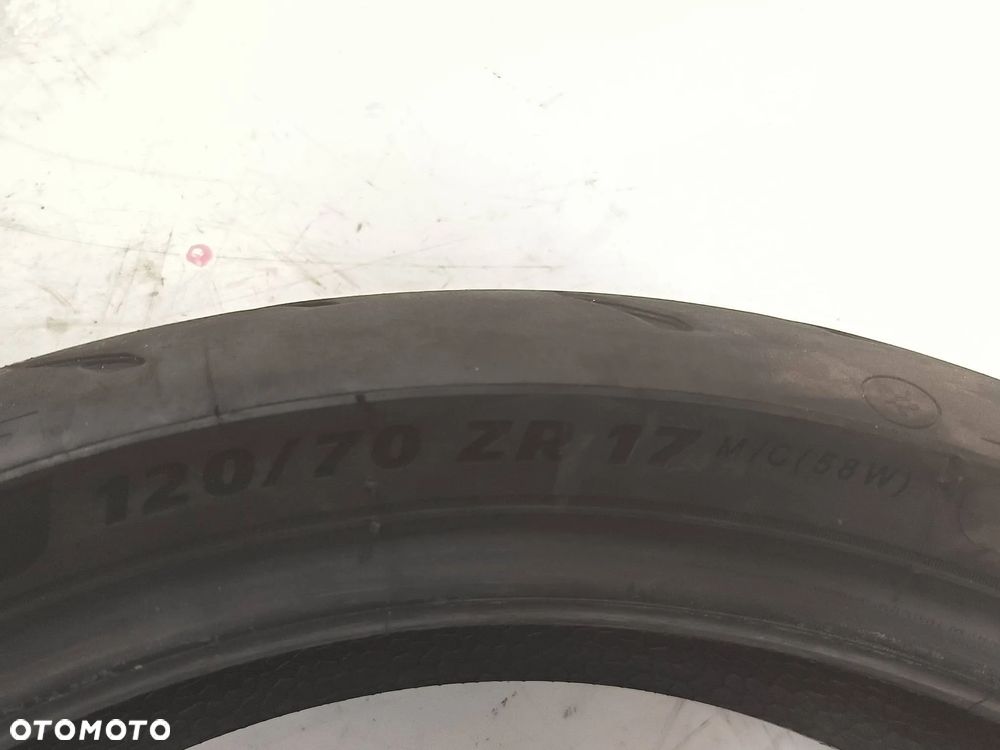 Opona Michelin Power 120/70 ZR17 Triumph Speed Triple 1200RS 2021 180 km - 4