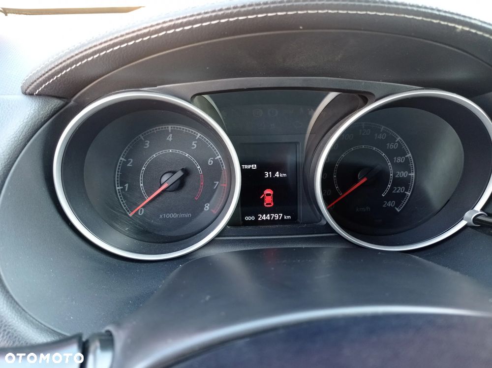 Mitsubishi Outlander 2.0 Intense NAVI 2WD EU5 - 11