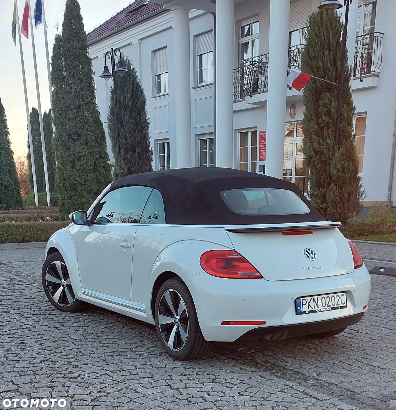 Volkswagen Beetle The Cabriolet 2.0 TDI DSG (BlueMotion Tech) Denim - 1