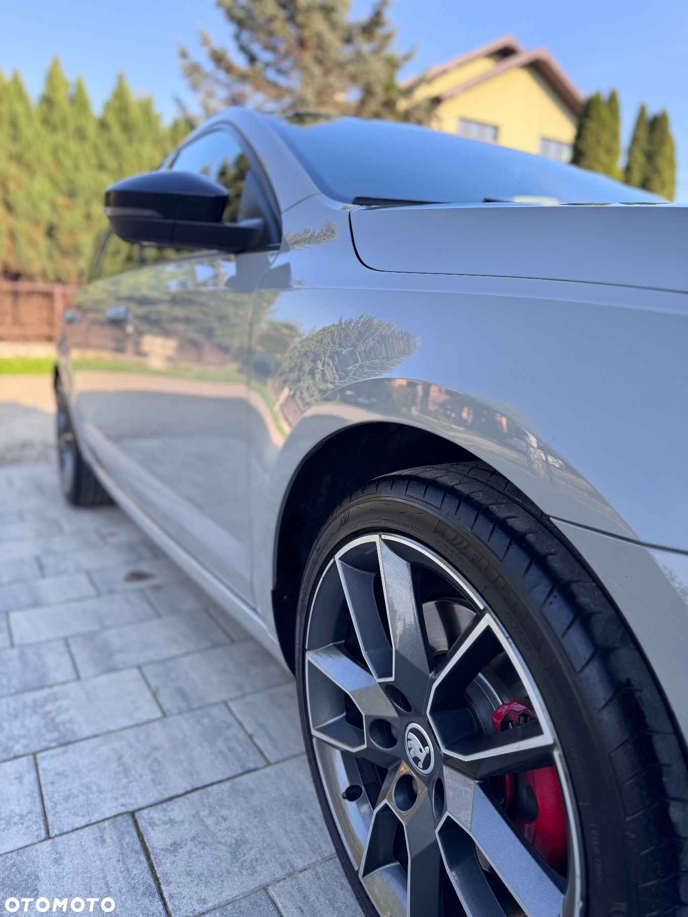 Skoda Octavia 2.0 TDI DSG RS - 2