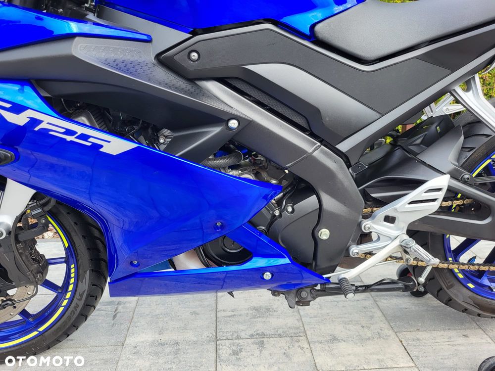 Yamaha YZF - 24