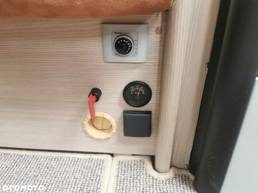 Burstner Averso Comfort 460LT - 27