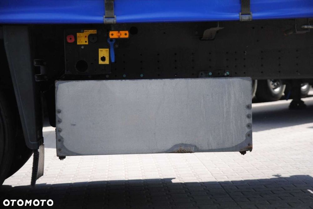 Schmitz Cargobull SCS kurtyna, podnoszona oś - 12