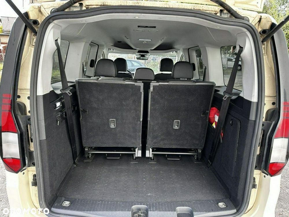 Volkswagen Caddy - 28