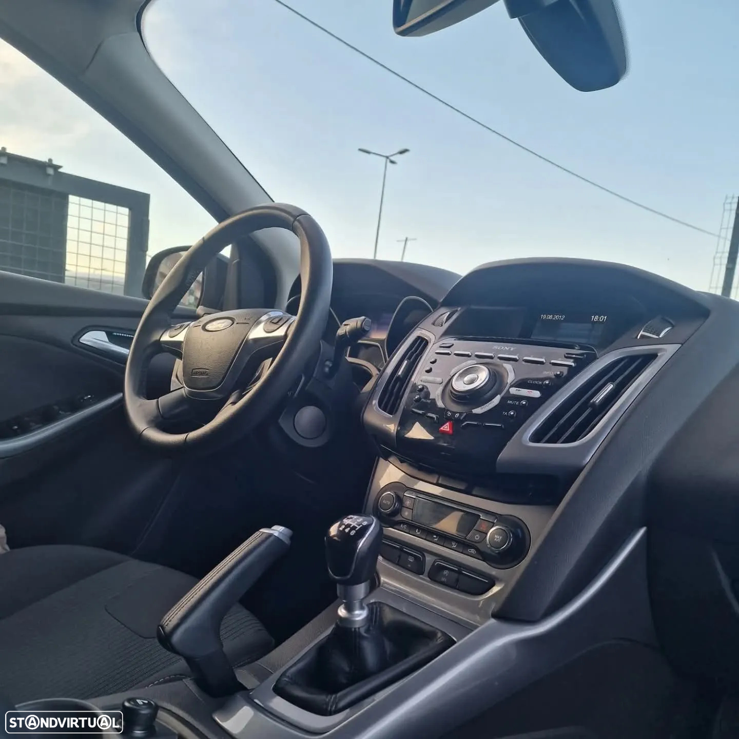 Ford Focus 1.6 EcoBoost S&S Titanium - 9
