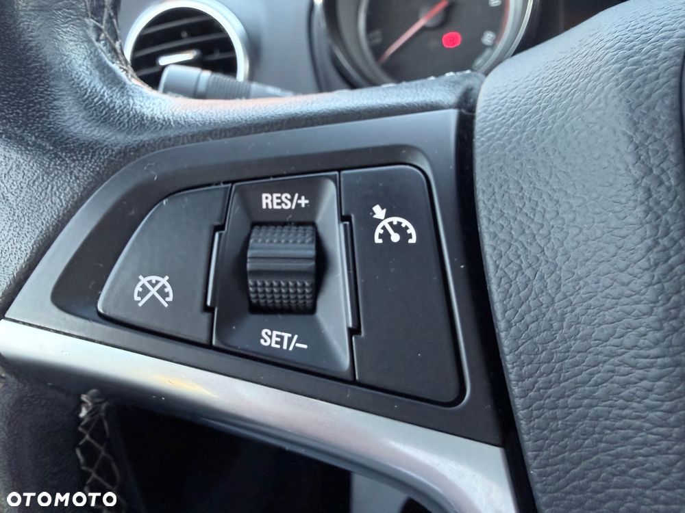 Opel Meriva 1.6 CDTI ecoflex Start/Stop Innovation - 26