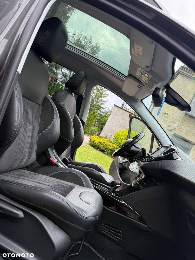 Peugeot 2008 PureTech 110 Stop&Start EAT6 Allure - 19
