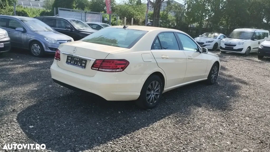 Mercedes-Benz E 200 BlueTEC 7G-TRONIC - 6