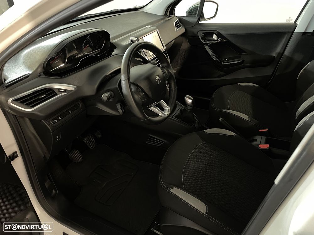 Peugeot 208 82 PureTech Style - 7