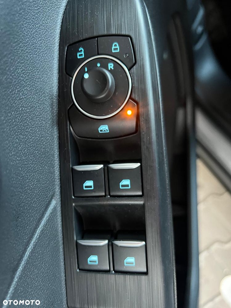 Ford Kuga 1.5 EcoBoost COOL&CONNECT - 27