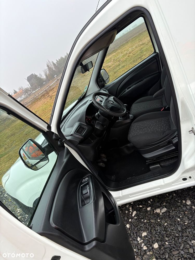 Opel Combo - 25