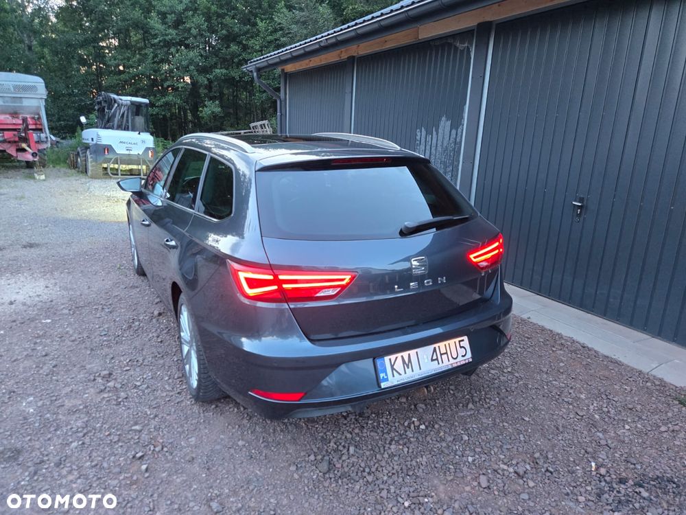 Seat Leon ver-1-6-tdi-start-stop-dsg-fr - 4