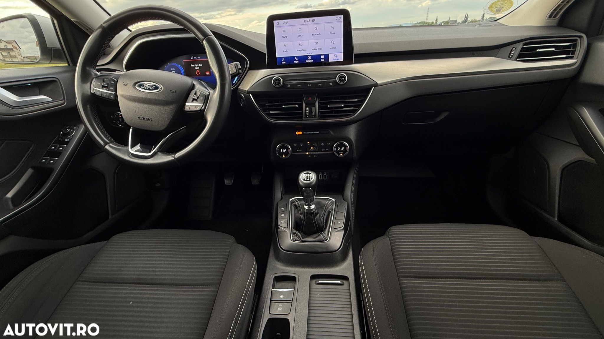 Ford Focus 1.5 EcoBlue Start-Stopp-System TITANIUM X - 20
