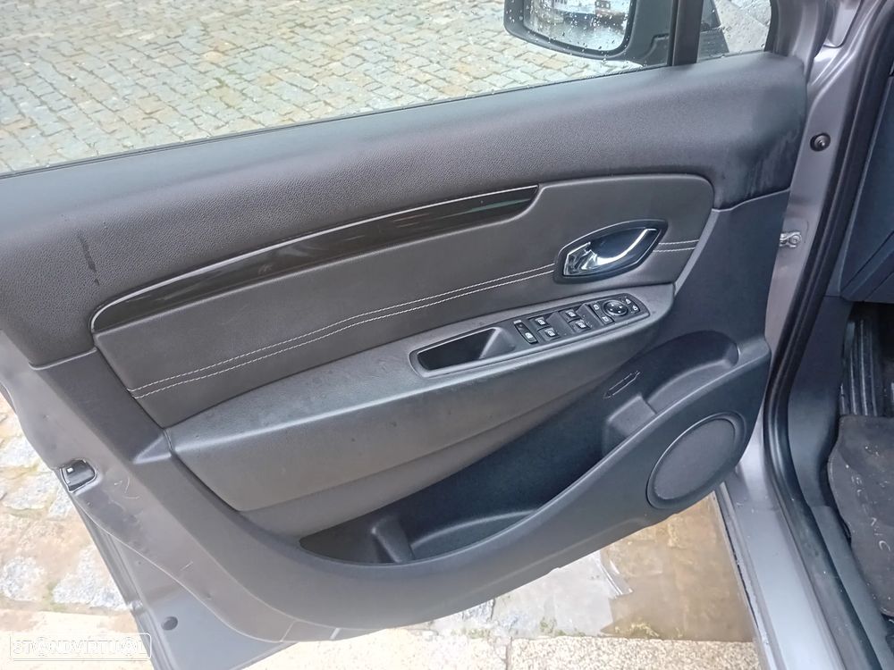 Renault Grand Scénic 1.5 dCi Bose Edition SS - 12