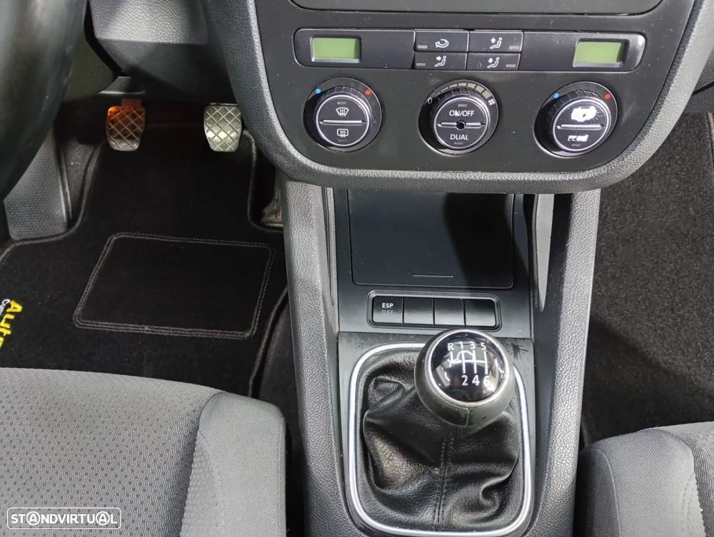 VW Golf - 23