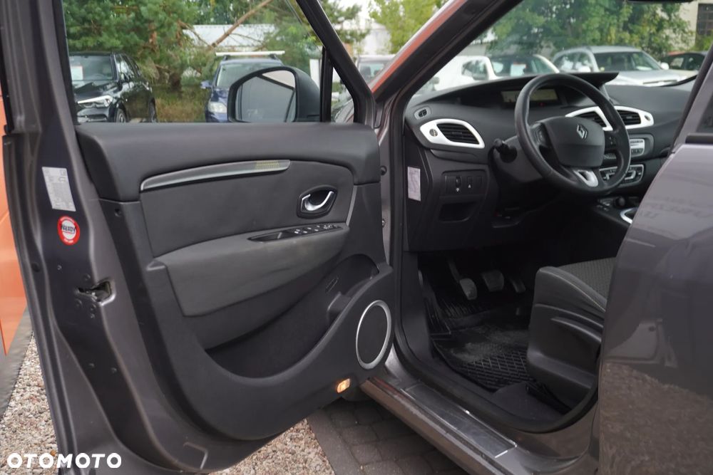 Renault Grand Scenic TCe 130 Luxe - 18