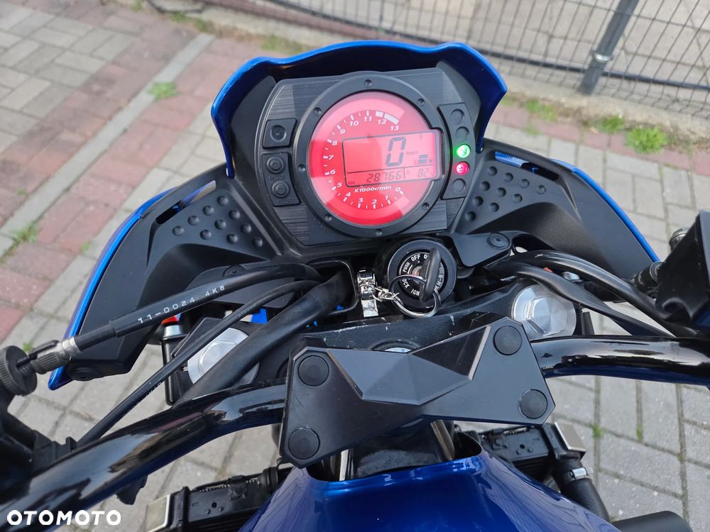 Kawasaki Z - 6