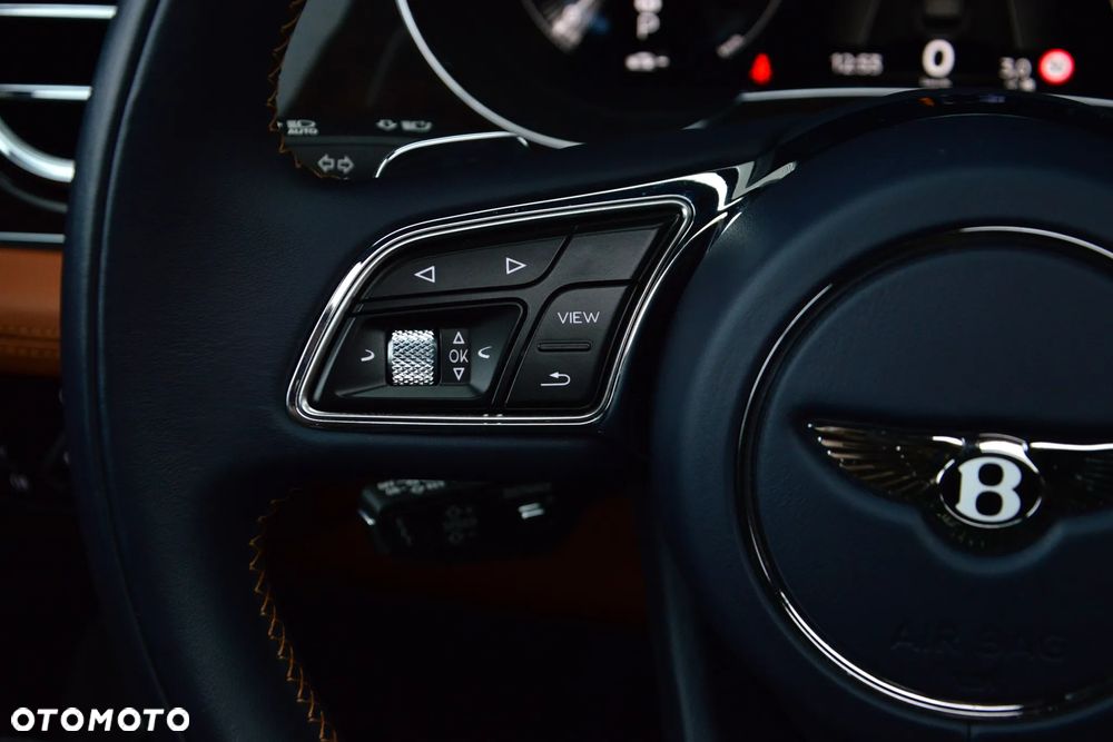 Bentley Bentayga V8 - 31